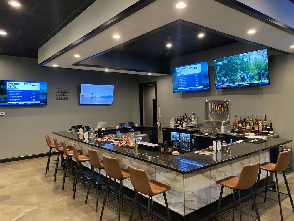 The Clubhouse Indoor Golf