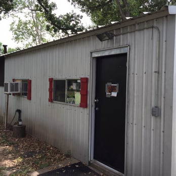 C&C  BBQ - Barbeque Near Me - Bryan, Texas