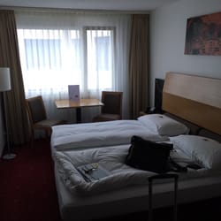 City Hotel