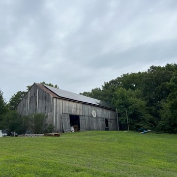 Energy Select - Solar panels on barn roof - Electricians Near Me - Leonardtown, Maryland