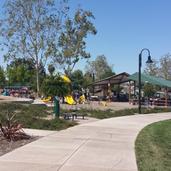 Hidden Valley Park - Parks Near Me - Martinez, California