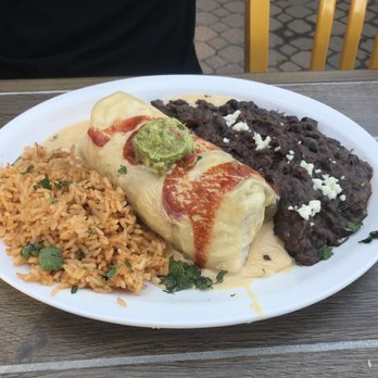 Rita's Cantina - Burrito especial - Beer Bar Near Me - Des Moines, Iowa Rita's Cantina - Burrito especial - Beer Bar Near Me - Des Moines, Iowa