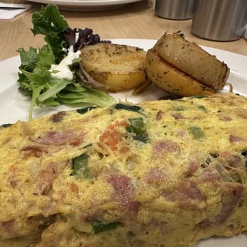 Liliha Bakery - Denver omelette - Bakeries Near Me - Pearl City, Hawaii Liliha Bakery - Denver omelette - Bakeries Near Me - Pearl City, Hawaii