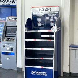 Packaging kiosk