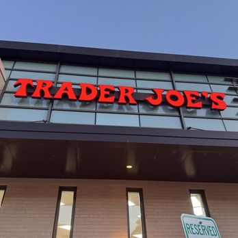 Trader Joe's - Front - Grocery Near Me - Dallas, Texas Trader Joe's - Front - Grocery Near Me - Dallas, Texas