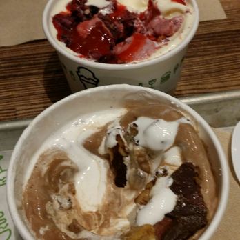 Shake Shack Glendale - Tora's Market Pie Oh My Concrete Custard and Mine's Caruso's Crunch Concrete Custard Desserts. Looks like Saint and Sinner's Delights, hehe! - Burgers Near Me - Glendale, California Shake Shack Glendale - Tora's Market Pie Oh My Concrete Custard and Mine's Caruso's Crunch Concrete Custard Desserts. Looks like Saint and Sinner's Delights, hehe! - Burgers Near Me - Glendale, California