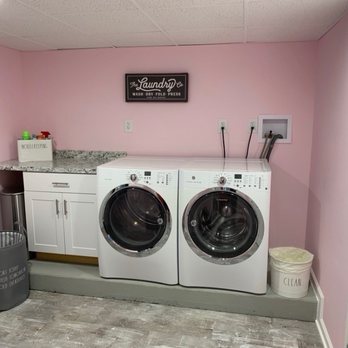 Saunders Remodeling - New Laundry Room - General Contractors Near Me