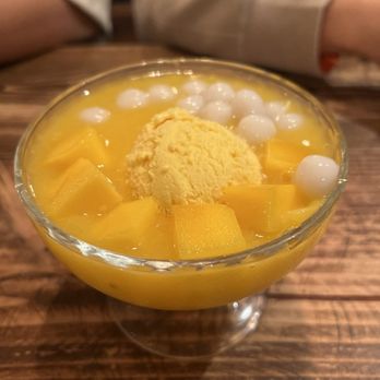Mango Mango Dessert - Mango juice rice balls with mango ice cream - Desserts Near Me - New York, New York Mango Mango Dessert - Mango juice rice balls with mango ice cream - Desserts Near Me - New York, New York