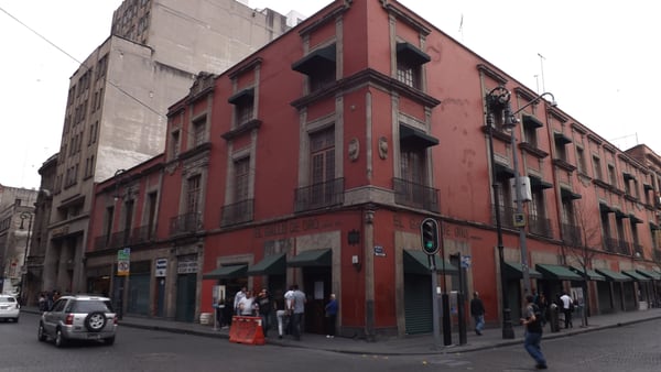 El Gallo de Oro by null