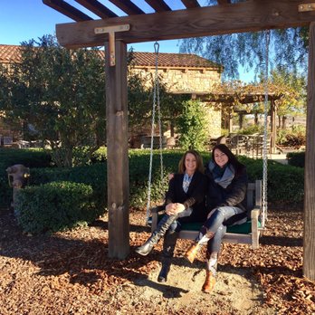 Grapeline Wine Tours - Hanging out at one of the wineries! - Wine Tours Near Me - Paso Robles, California