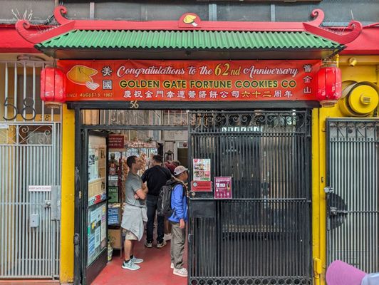 Golden Gate Fortune Cookie Factory by null