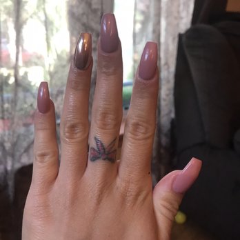 Q Nails & Spa - Nail Salons Near Me - Glendale, California