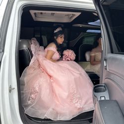 Crown Limousine Bakersfield - Quinceañera, her entire group and the beautiful dress all fit perfectly!