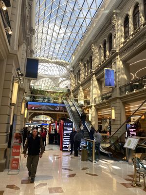 Galerías Pacífico by null