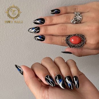 Town Nails - Nail Salons Near Me - Chicago, Illinois