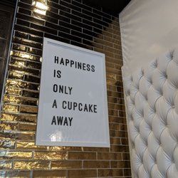 Cupcakes & Bubbles - So cute inside!