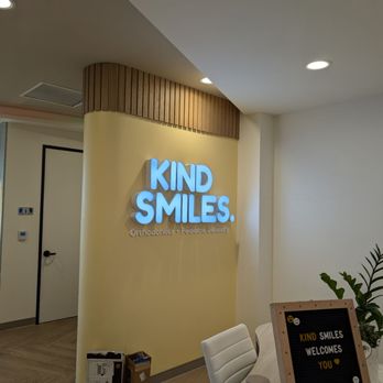 Kind Smiles - Reception - Orthodontists Near Me - Irvine, California