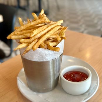 Roze Pony - Side of fries - New American Near Me - Nashville, Tennessee Roze Pony - Side of fries - New American Near Me - Nashville, Tennessee