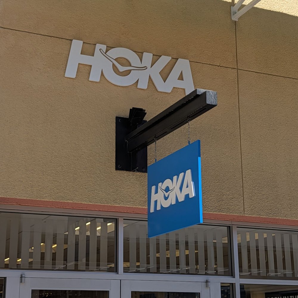 Hoka - This is located in a outlet mall. On the far side of Vegas, you have to park in the parking structure and walk - Shoe Stores Near Me - Las Vegas, Nevada Hoka - This is located in a outlet mall. On the far side of Vegas, you have to park in the parking structure and walk - Shoe Stores Near Me - Las Vegas, Nevada