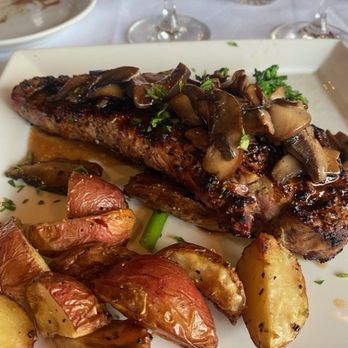 Sorrento's Ristorante - Italian Near Me - Chelan, Washington Sorrento's Ristorante - Italian Near Me - Chelan, Washington