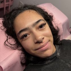 Aura By Angelina - Medium volume eyelash extensions