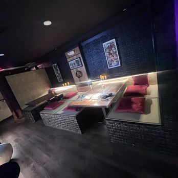 Hiro No Uchi - Sushi Bars Near Me - Honolulu, Hawaii