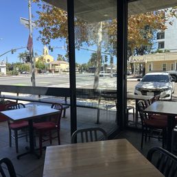 There are many outdoor seating available and it is dog friendly There are many outdoor seating available and it is dog friendly
