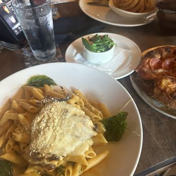 Yard House - Fontina Vodka Penne - Bars Near Me - Long Beach, California