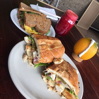 Freshería - This is perfection - Salad Near Me - San Diego, California