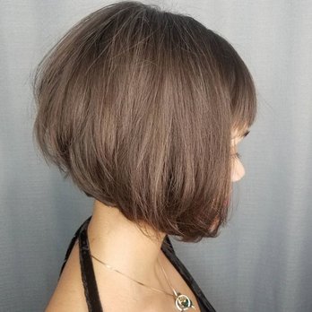 Barbara&Barbara - Stacked Bob - Hair Salons Near Me - Chicago, Illinois