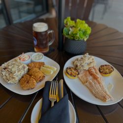 Stevens' - Walleye Wednesday