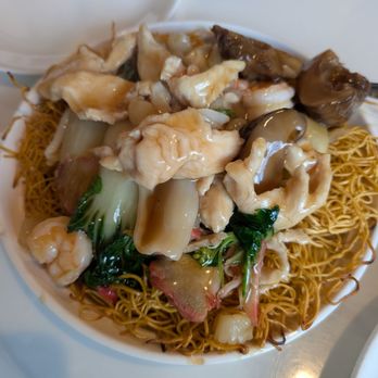 Hong Kong Cafe - Combination Crispy Noodle - Hong Kong Style Cafe Near Me - Dublin, California Hong Kong Cafe - Combination Crispy Noodle - Hong Kong Style Cafe Near Me - Dublin, California