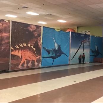 Jurassic Empire - Cheap back drops, put up half ass. Duplicate pictures also. - Amusement Parks Near Me - Dearborn Heights, Michigan Jurassic Empire - Cheap back drops, put up half ass. Duplicate pictures also. - Amusement Parks Near Me - Dearborn Heights, Michigan