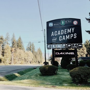 Windells Camp - Roadside sign. - Summer Camps Near Me - Sandy, Oregon