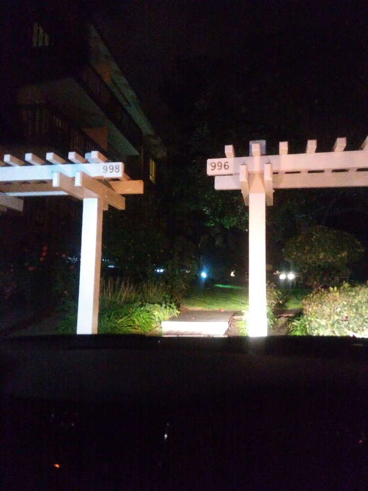 WILLOW GLEN APARTMENTS Updated September 2024 13 Reviews 996