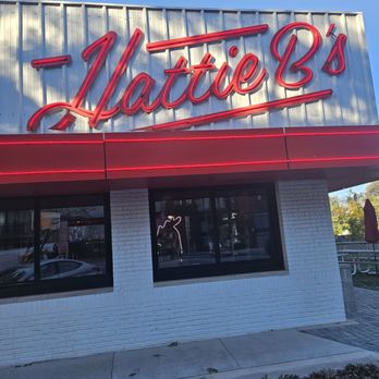 Hattie B's Hot Chicken- Atlanta West Midtown - Southern Near Me - Atlanta, Georgia