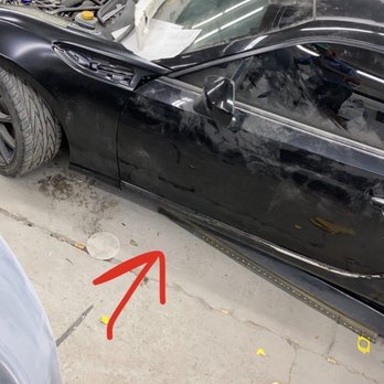 Advanced Auto Body - Car in Shop With Parts Laying On Windshield With Just Paper Under! Also Dirt All Over Car! - Body Shops Near Me - Sharon, Pennsylvania Advanced Auto Body - Car in Shop With Parts Laying On Windshield With Just Paper Under! Also Dirt All Over Car! - Body Shops Near Me - Sharon, Pennsylvania