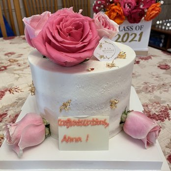 A La Mousse - Desserts Near Me - Narberth, Pennsylvania