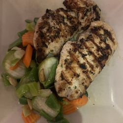 Luigi's Restaurant - Grilled chicken with seasonal vegetables
