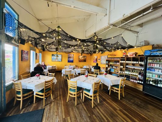 Sea Harvest Fish Market & Restaurants by null