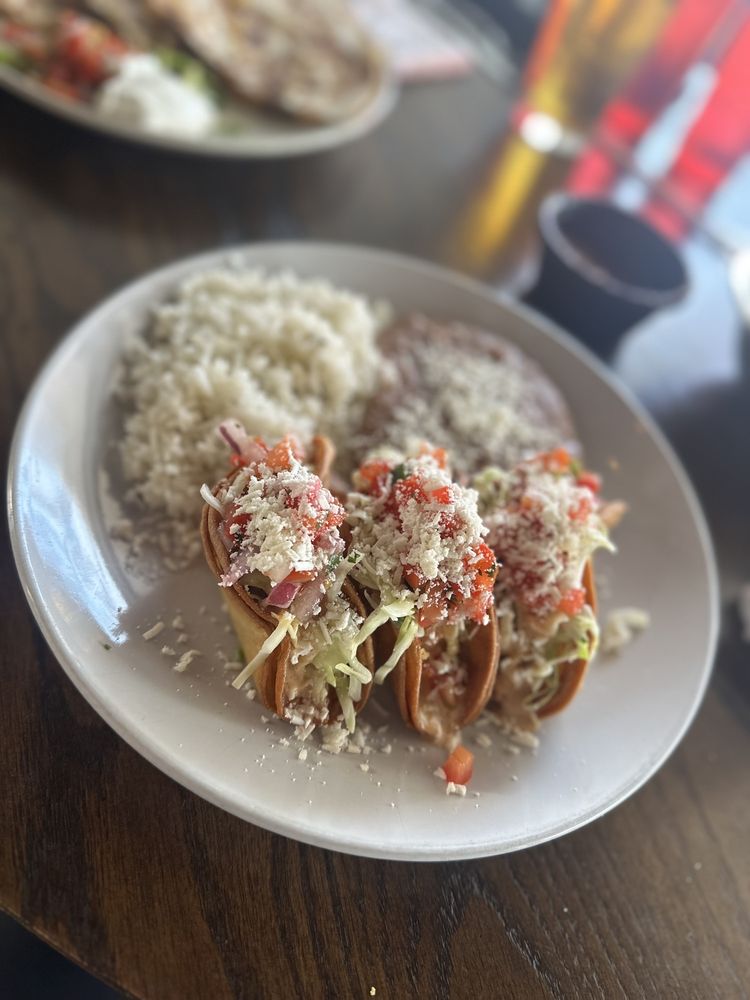 Big T's Cantina