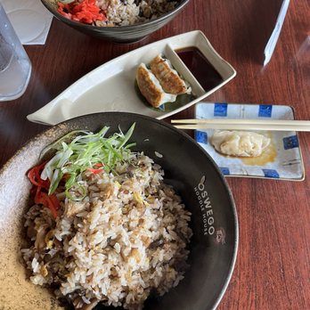 Oswego Noodle House - Chachu Fried Rice and Gyoza - Ramen Near Me - Lake Oswego, Oregon Oswego Noodle House - Chachu Fried Rice and Gyoza - Ramen Near Me - Lake Oswego, Oregon