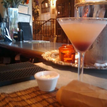 Hemmingway's Bistro - Breakfast & Brunch Near Me - Oak Park, Illinois Hemmingway's Bistro - Breakfast & Brunch Near Me - Oak Park, Illinois