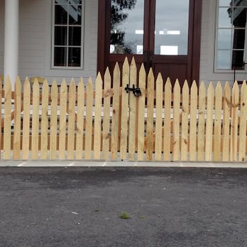 Holman Fence - Custom built gate with custom western red cedar framework. Gate has a ball and chain closure. - Fences & Gates Near Me - Kernersville, North Carolina Holman Fence - Custom built gate with custom western red cedar framework. Gate has a ball and chain closure. - Fences & Gates Near Me - Kernersville, North Carolina
