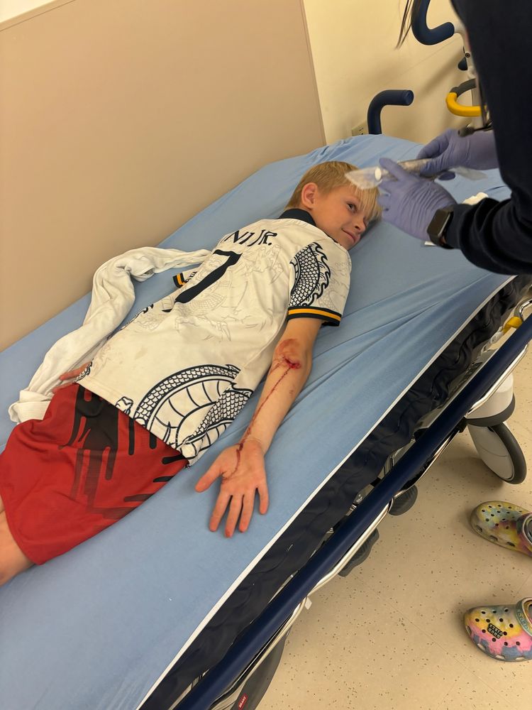 Country Club Verandas Apartments - property management company in Mesa, AZ