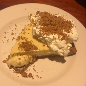 131 MAIN Restaurant - Key Lime Pie - New American Near Me - Blakeney, North Carolina 131 MAIN Restaurant - Key Lime Pie - New American Near Me - Blakeney, North Carolina