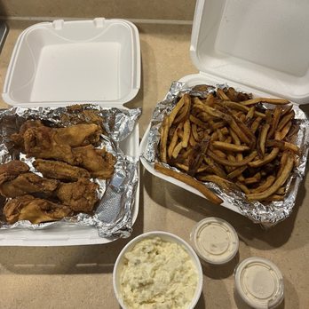Big Eu'es BBQ - wing dinner with fries and potato salad - Barbeque Near Me - Cuyahoga Falls, Ohio Big Eu'es BBQ - wing dinner with fries and potato salad - Barbeque Near Me - Cuyahoga Falls, Ohio