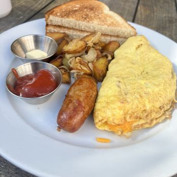 Limonada Bar + Brunch - Breakfast & Brunch Near Me - Miami Beach, Florida