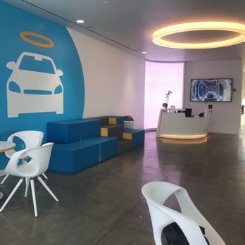 Carvana Westminster - Lobby - Auto Loan Providers Near Me - Westminster, California