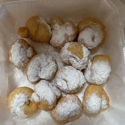 Fat Apple - Zeppoles were divine!
